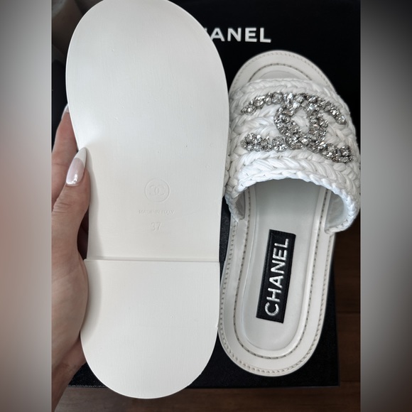 Chanel CC Spotlight White with Crystal Rafia Mules Sandals 37 - Picture 6 of 9